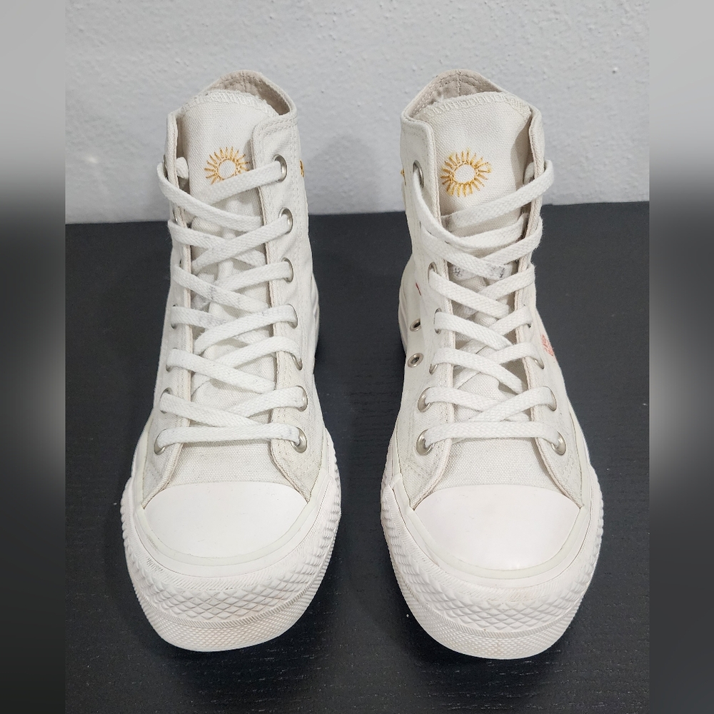 Converse Chuck Taylor All-Star Platform Size/6